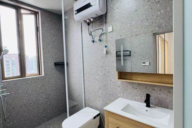 2BR Apartment near Dong'an Rd Metro with Outstanding View (L4/L7)