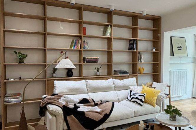 3BR Apartment near Jing'an Temple with Green View