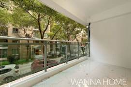 Spacious 2BR Apartment near West Yan'An Rd Metro with Floor-to-Ceiling Windows