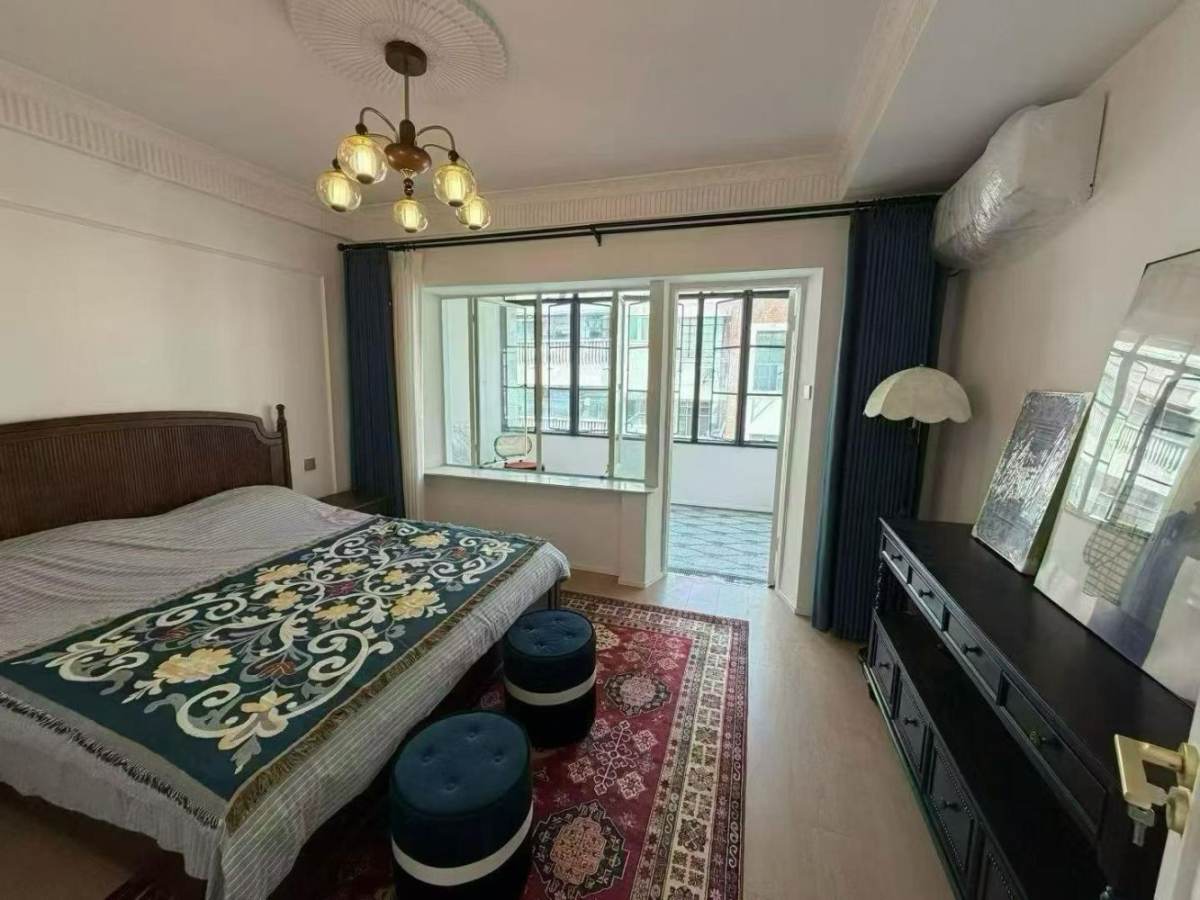 Housing image — Bedroom