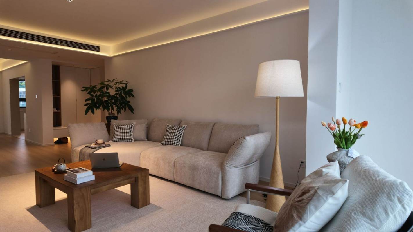 Housing image — Living Room