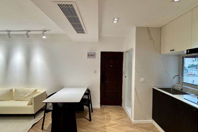 2BR Lane House near Dapuqiao Metro (L9)