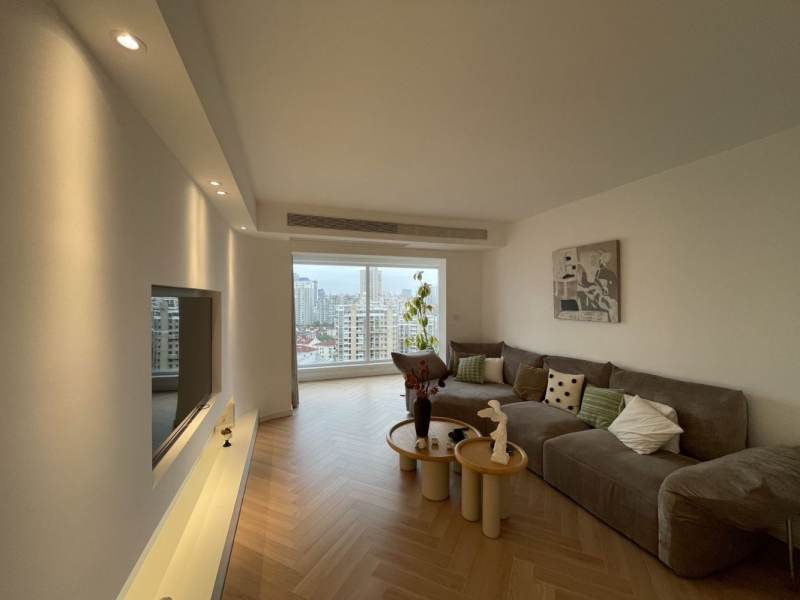 Housing image — Living Room