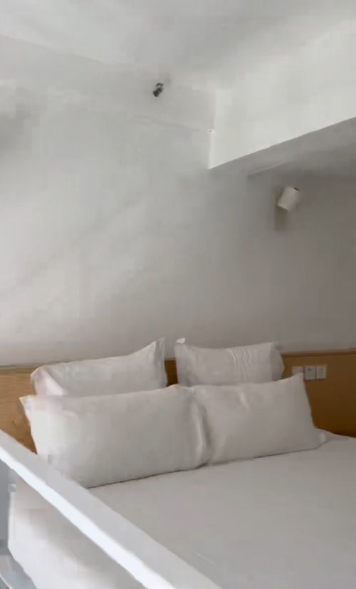 Housing image — Bedroom