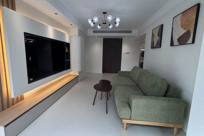 2BR Apartment at Oriental Manhattan with Floor-to-Ceiling Windows (L1/L9/L11)