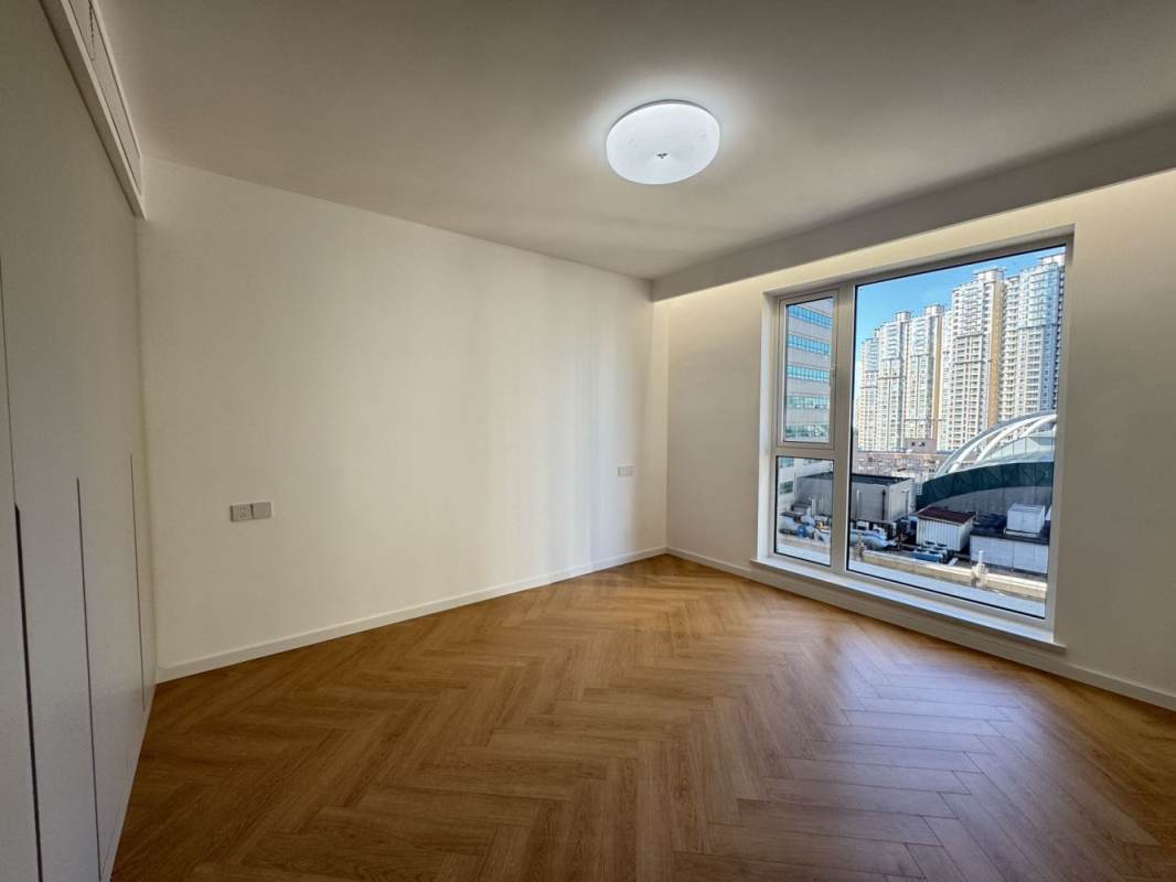 Housing image — Living Room