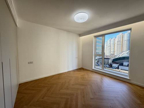 Housing image — Living Room