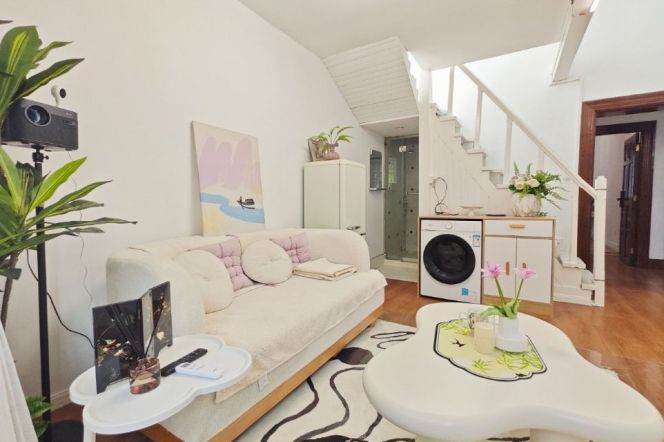 1BR Apartment in Old Xuhui (L2/L7/L14)