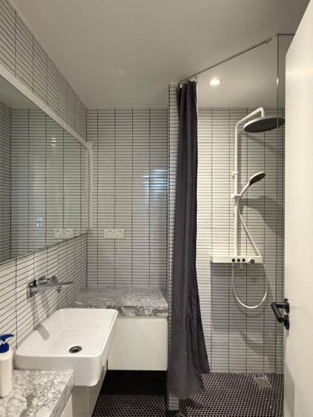 Housing image — Bathroom