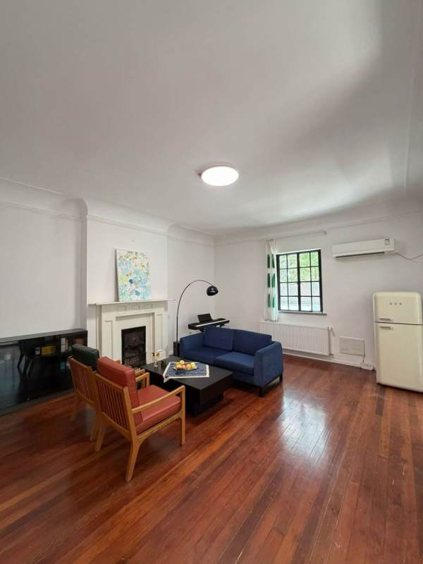 Housing image — Living Room