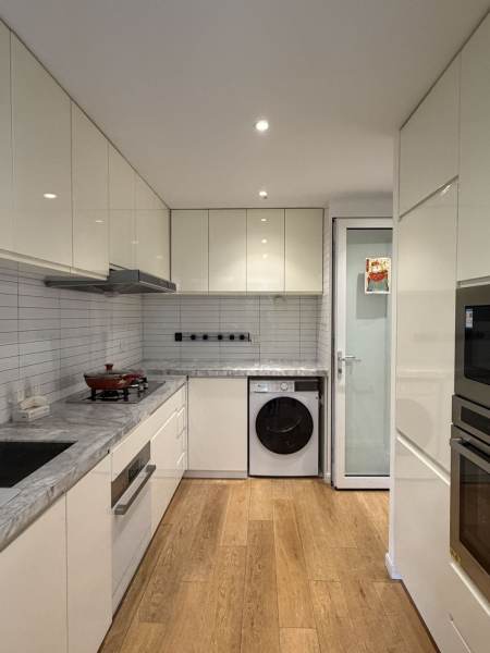 Housing image — Kitchen