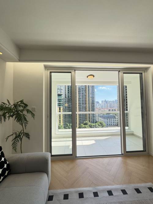 Housing image — Living Room