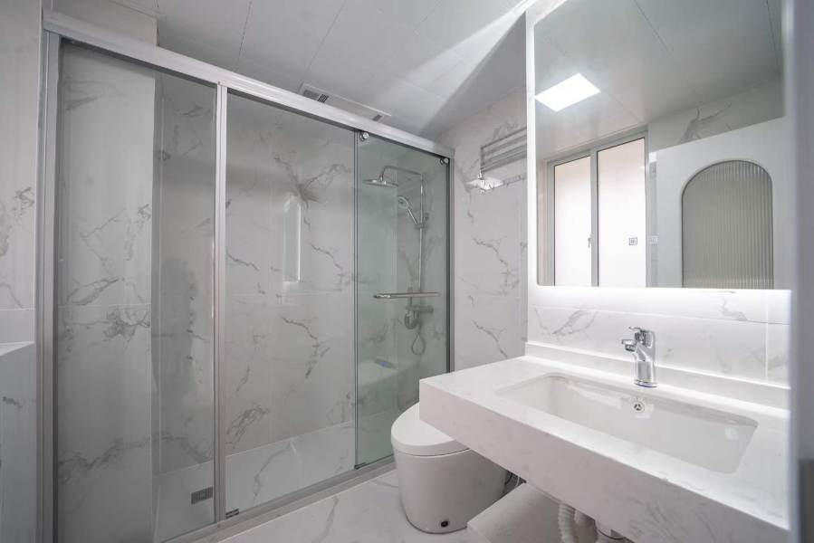 Housing image — Bathroom