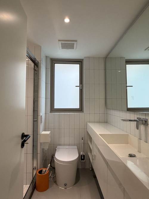 Housing image — Bathroom