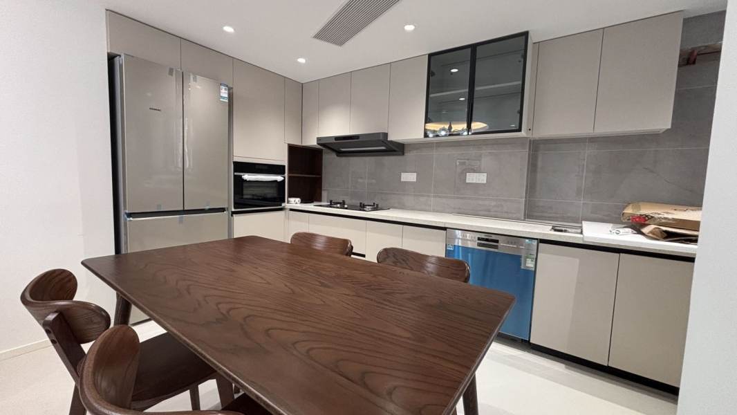 Housing image — Kitchen