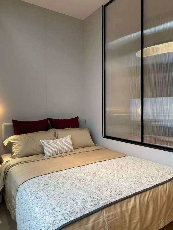 Housing image — Bedroom