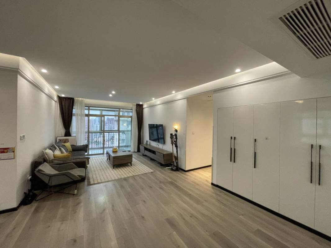 Housing image — Living Room