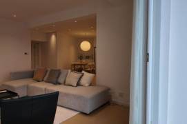High-Floor 3BR Apartment in Gubei (L2/L15)