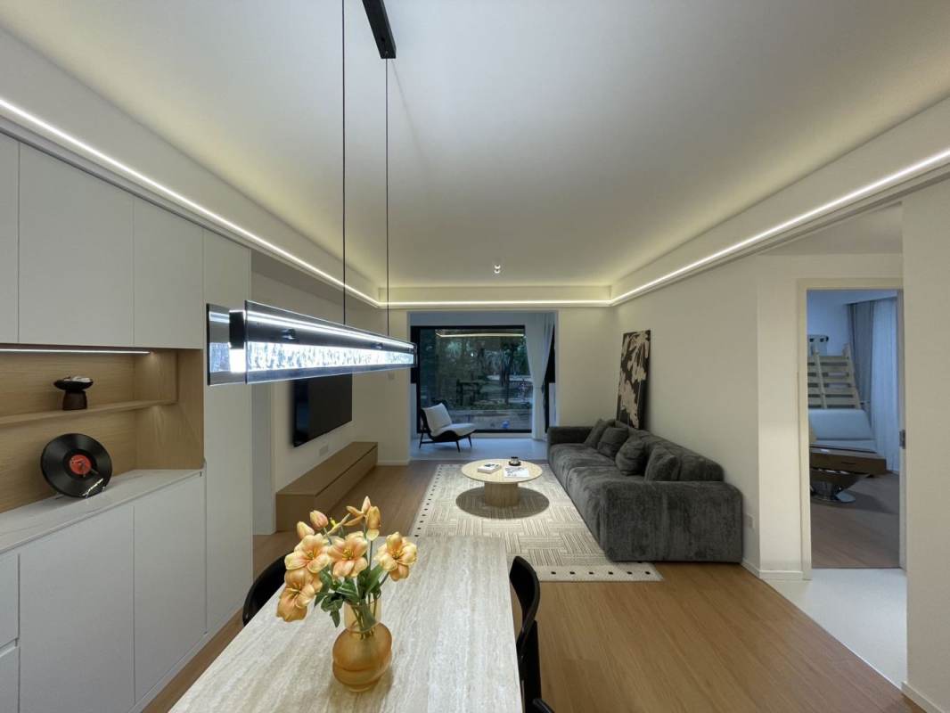 Housing image — Living Room