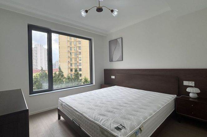 2BR Apartment at Oriental Manhattan with Floor-to-Ceiling Windows (L1/L9/L11)