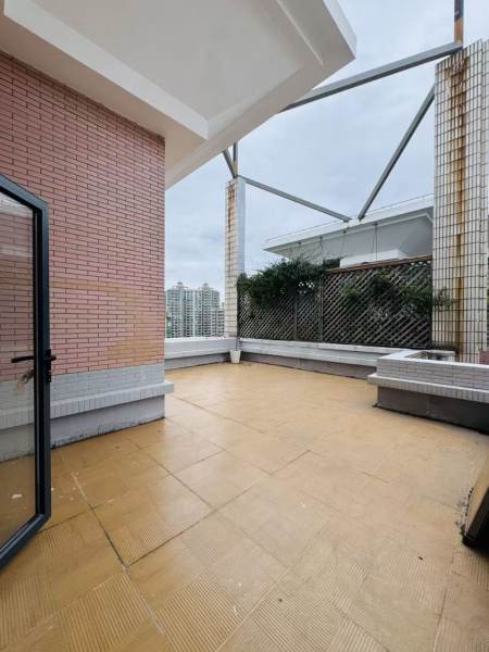 Housing image — Terrace