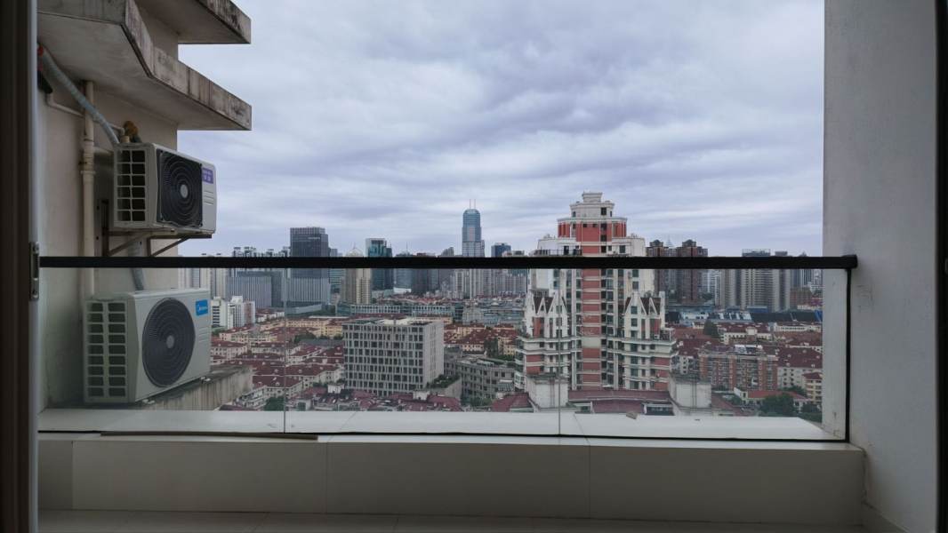Housing image — Balcony