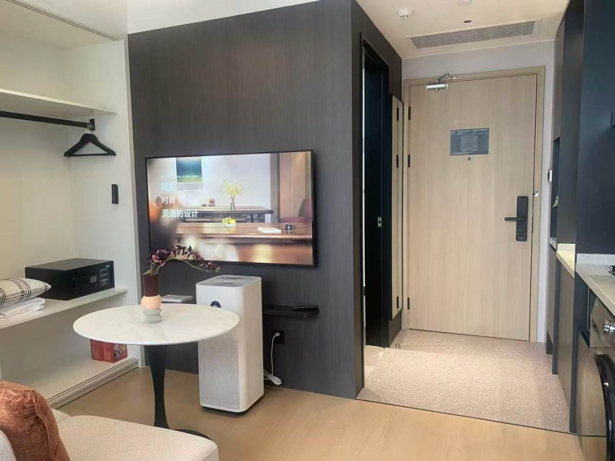Housing image — Living Room