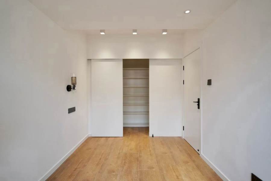 Housing image — Bedroom