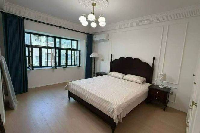Spacious 2BR Apartment in Jing'an (L2/L7/L14)