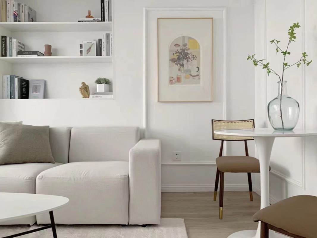 Housing image — Living Room