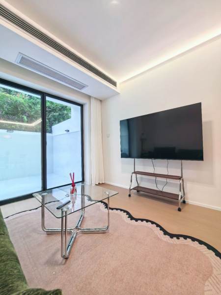 Housing image — Living Room
