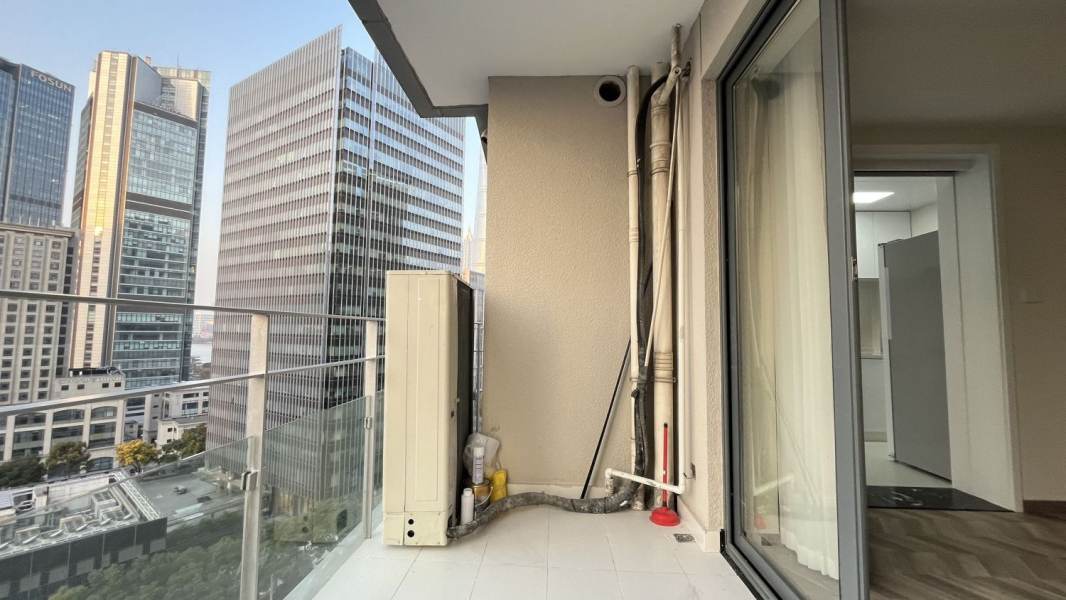 Housing image — Balcony