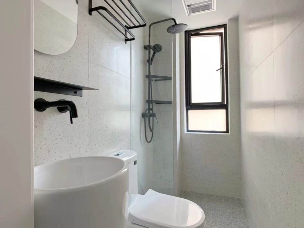 Housing image — Bathroom