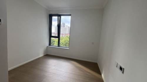 Housing image — Bedroom