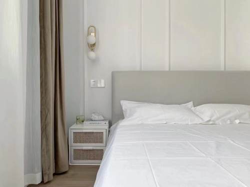 Housing image — Bedroom