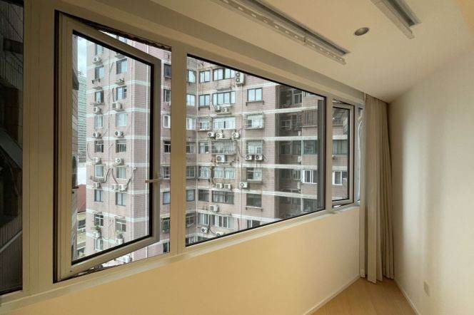Spacious 2BR Apartment near Zhongshan Park