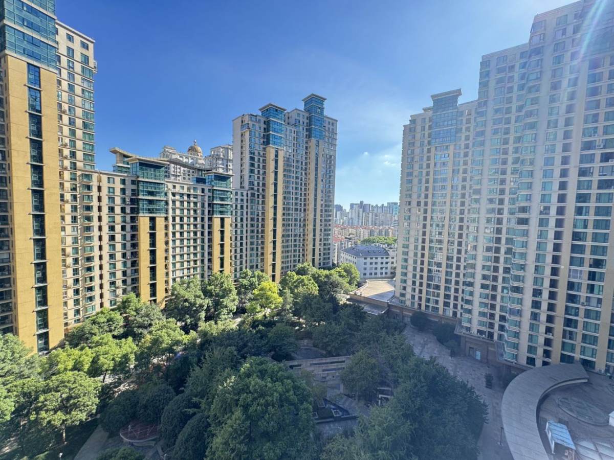 Housing image — View