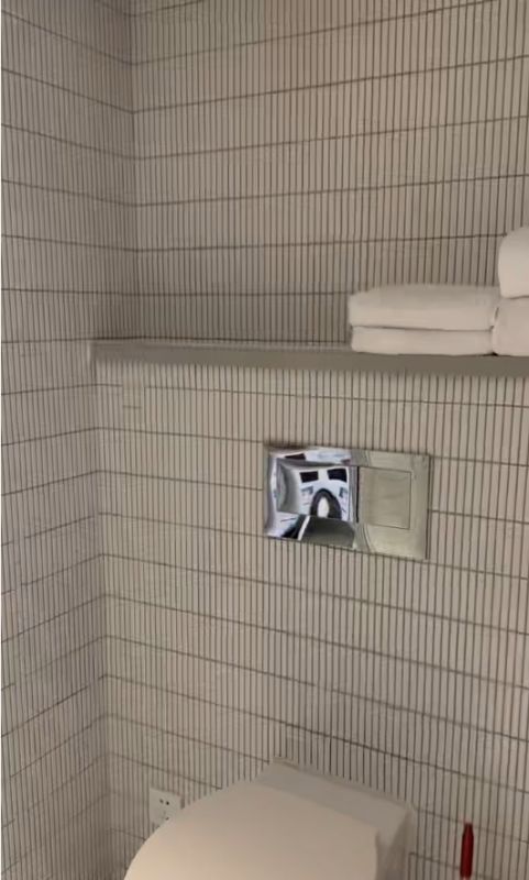 Housing image — Bathroom