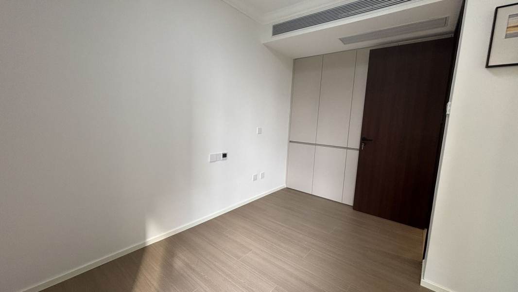 Housing image — Bedroom