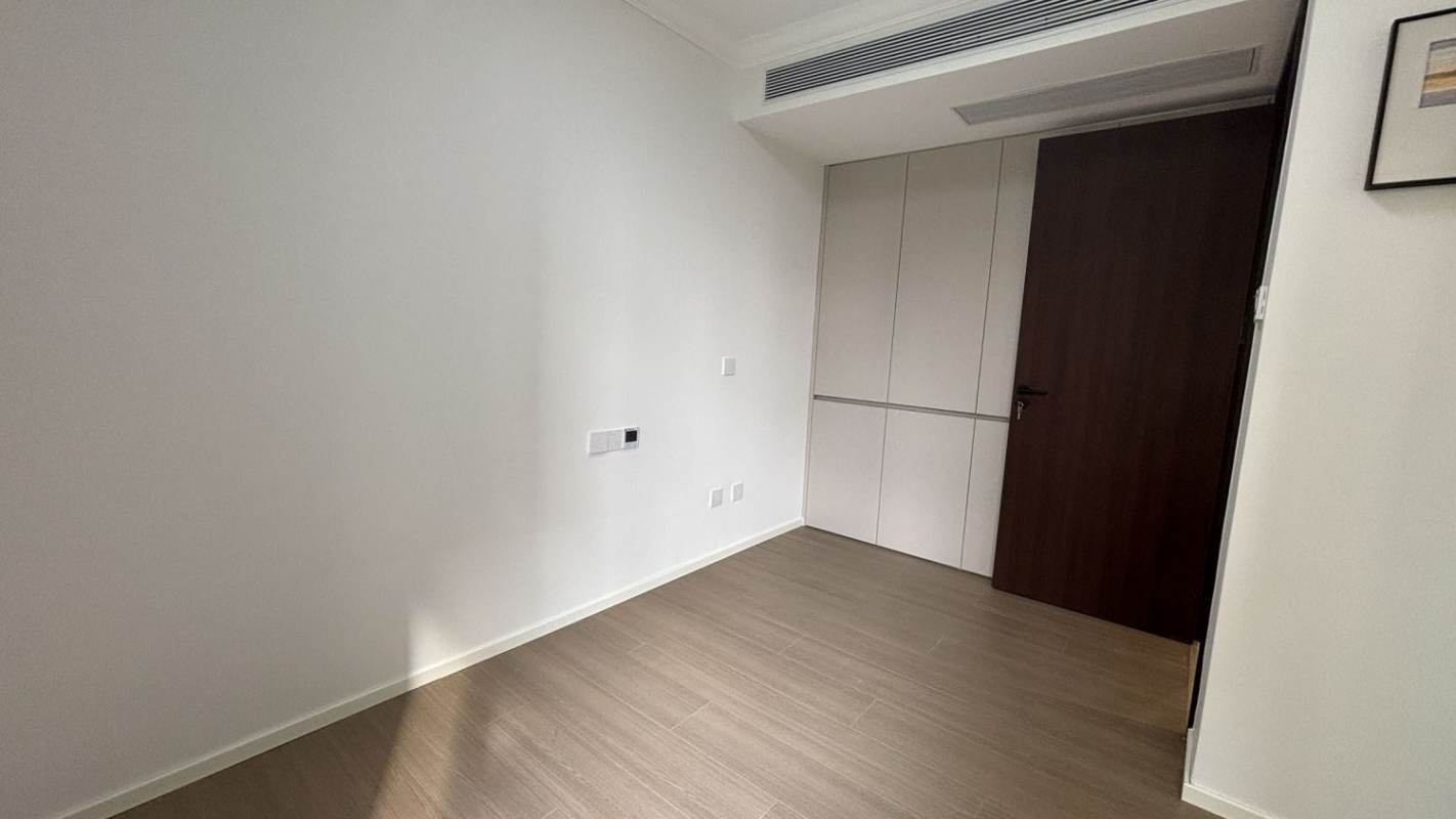 Housing image — Bedroom