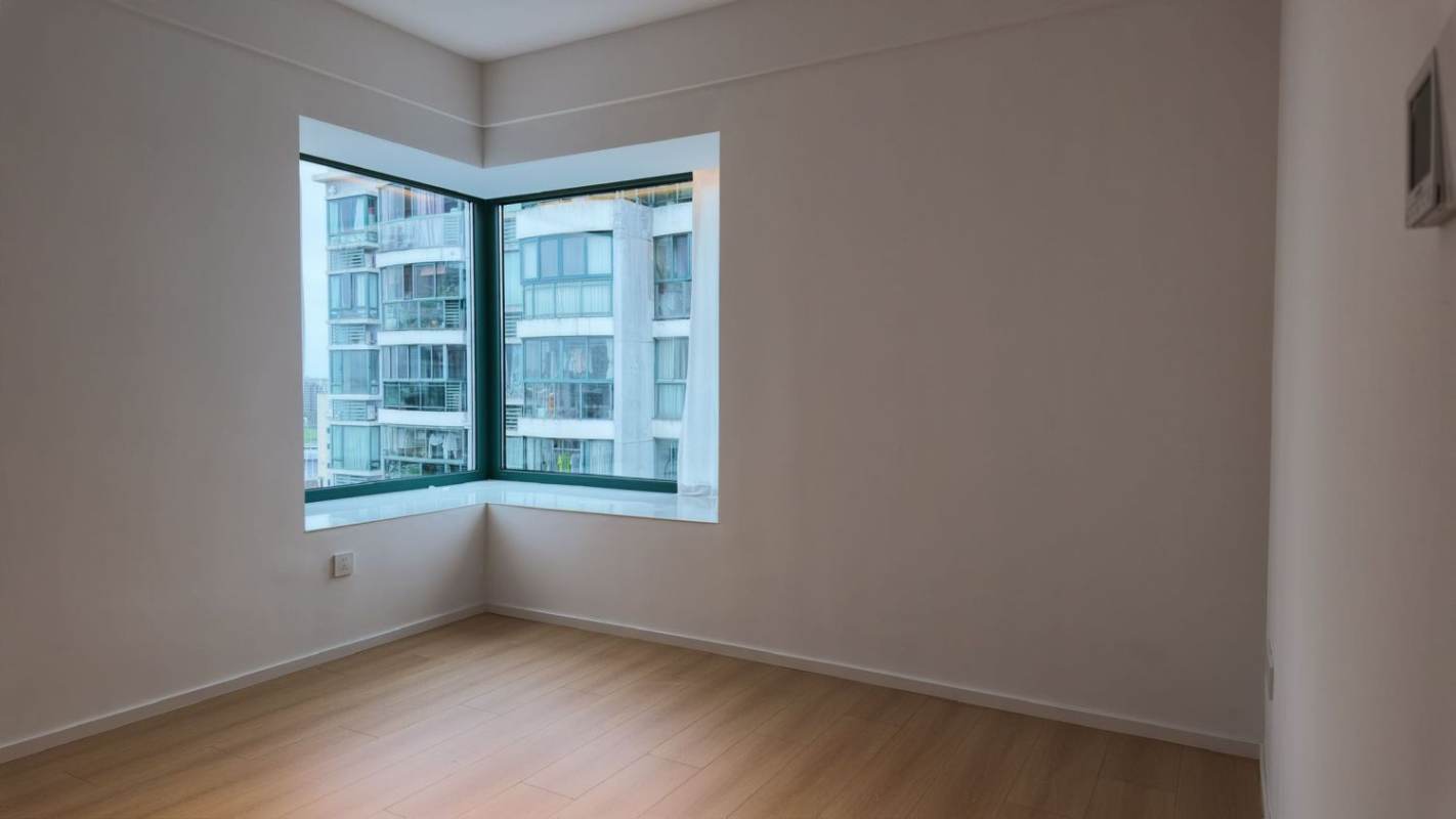 Housing image — Bedroom