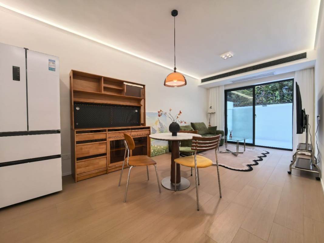 Housing image — Living Room