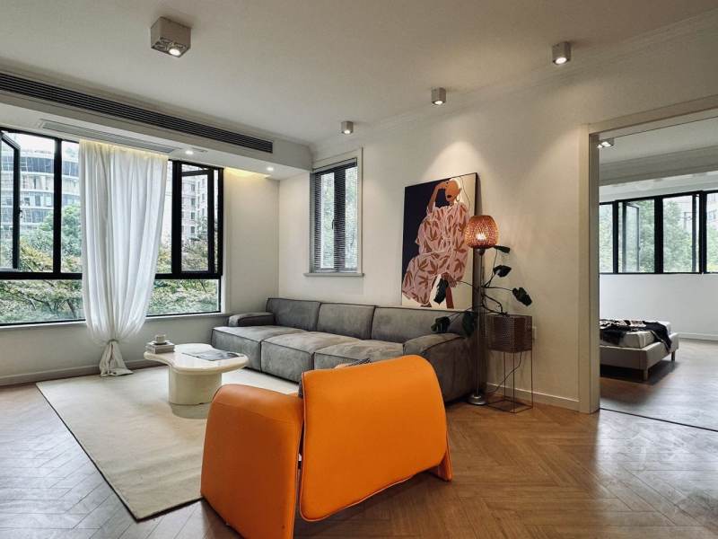 Housing image — Living Room