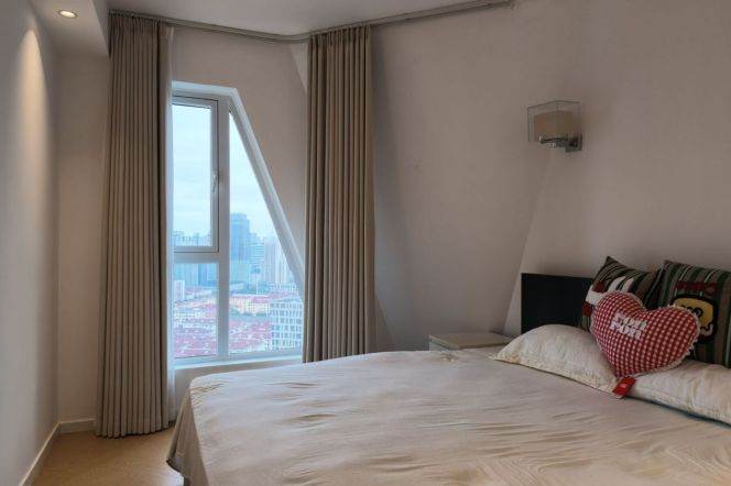 High-Floor 3BR Apartment in Gubei (L2/L15)