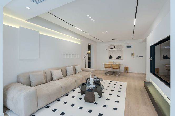 2BR Apartment in Gubei (L2/L15)
