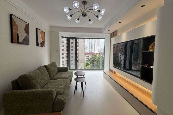 2BR Apartment at Oriental Manhattan with Floor-to-Ceiling Windows (L1/L9/L11)