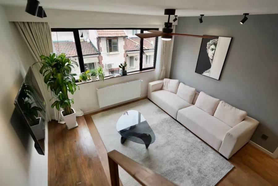 Housing image — Living Room