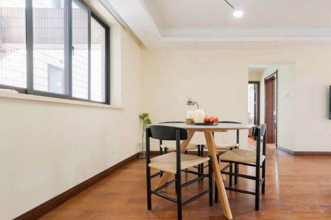 High-Floor 2BR Apartment at Sanhe Garden