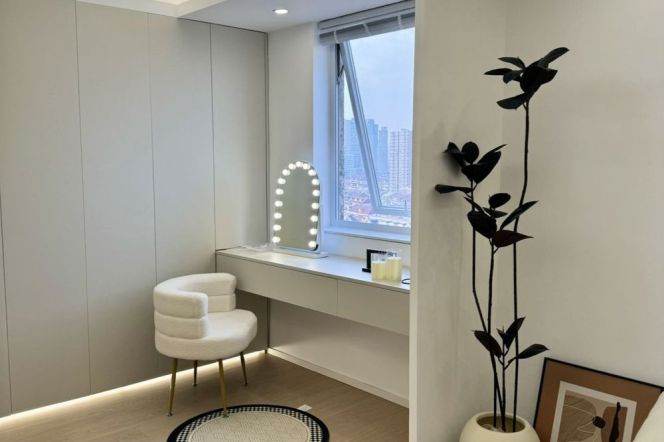 Spacious 1BR Apartment near Jiangsu Rd Metro (L2/L11)