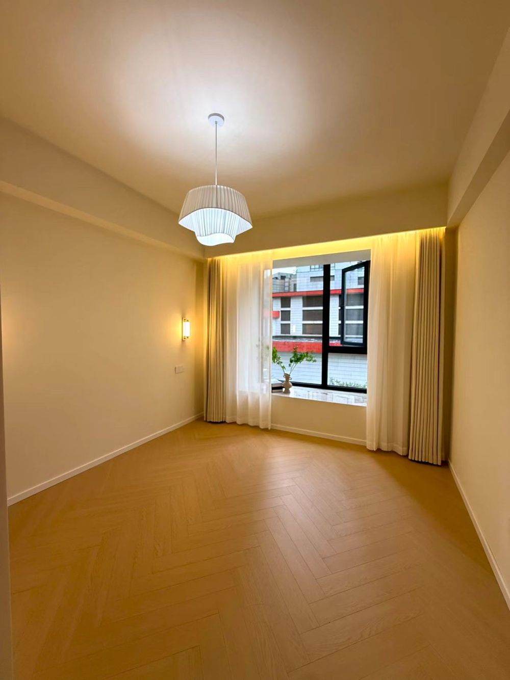 Housing image — Bedroom